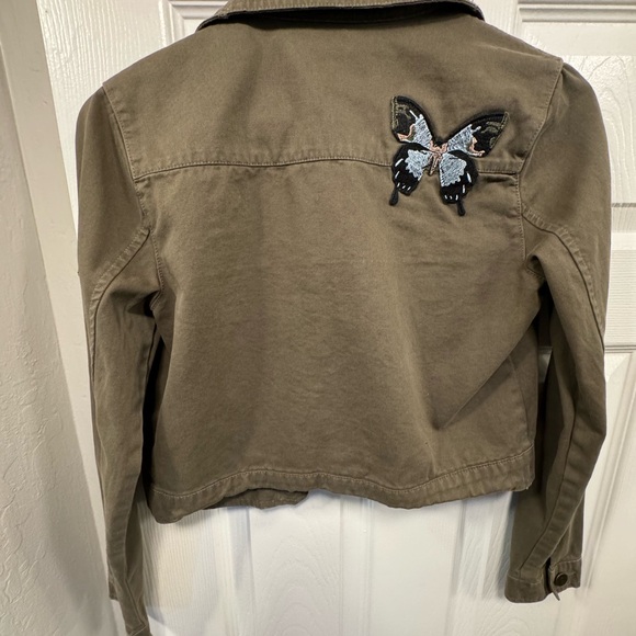 Zara Cropped Olive Green Jacket Butterfly Embroidery - Picture 2 of 10